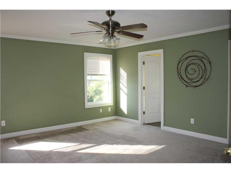 8245 Garden Ridge Road Indianapolis, IN 46237 - Photo 7 of 18 Gallery Image 7