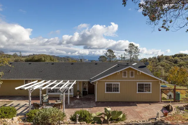 $489,000 | 30301 Longview Lane East, Coarsegold, CA 93614