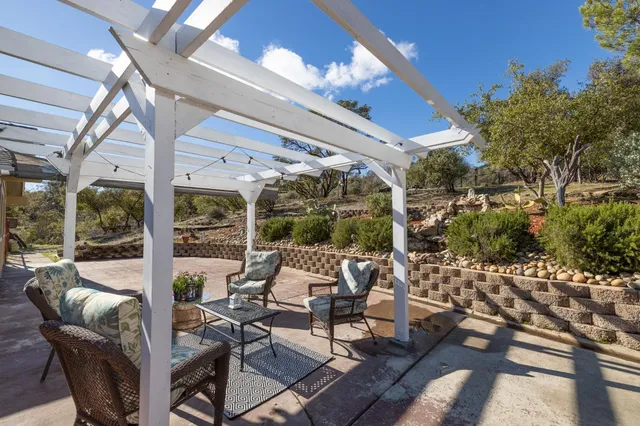 $489,000 | 30301 Longview Lane East, Coarsegold, CA 93614