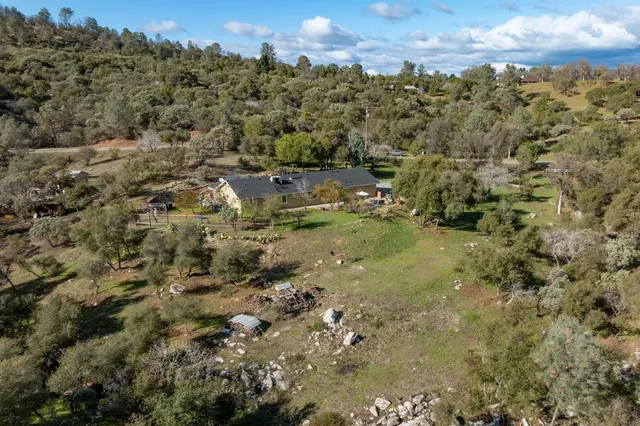 $489,000 | 30301 Longview Lane East, Coarsegold, CA 93614
