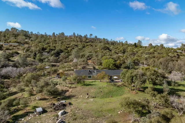 $489,000 | 30301 Longview Lane East, Coarsegold, CA 93614