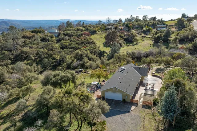 $489,000 | 30301 Longview Lane East, Coarsegold, CA 93614