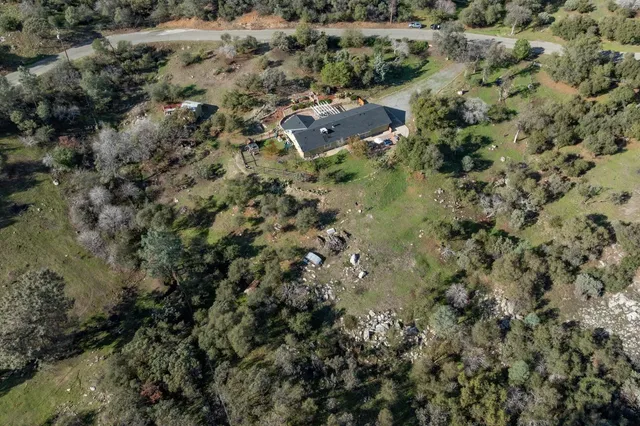 $489,000 | 30301 Longview Lane East, Coarsegold, CA 93614