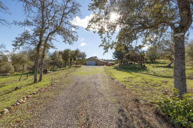 $489,000 | 30301 Longview Lane East, Coarsegold, CA 93614