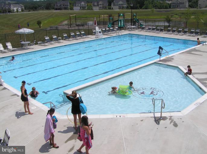 1809 Rileys Court South Point of Rocks, MD 21777 - Photo 16 of 17 Community Pool