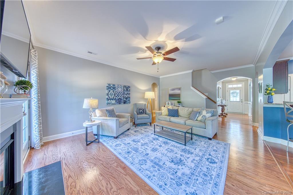 3664 Privette Road, Unit 301 Matthews, NC 28104 - Photo 5 of 25 Gallery Image 5