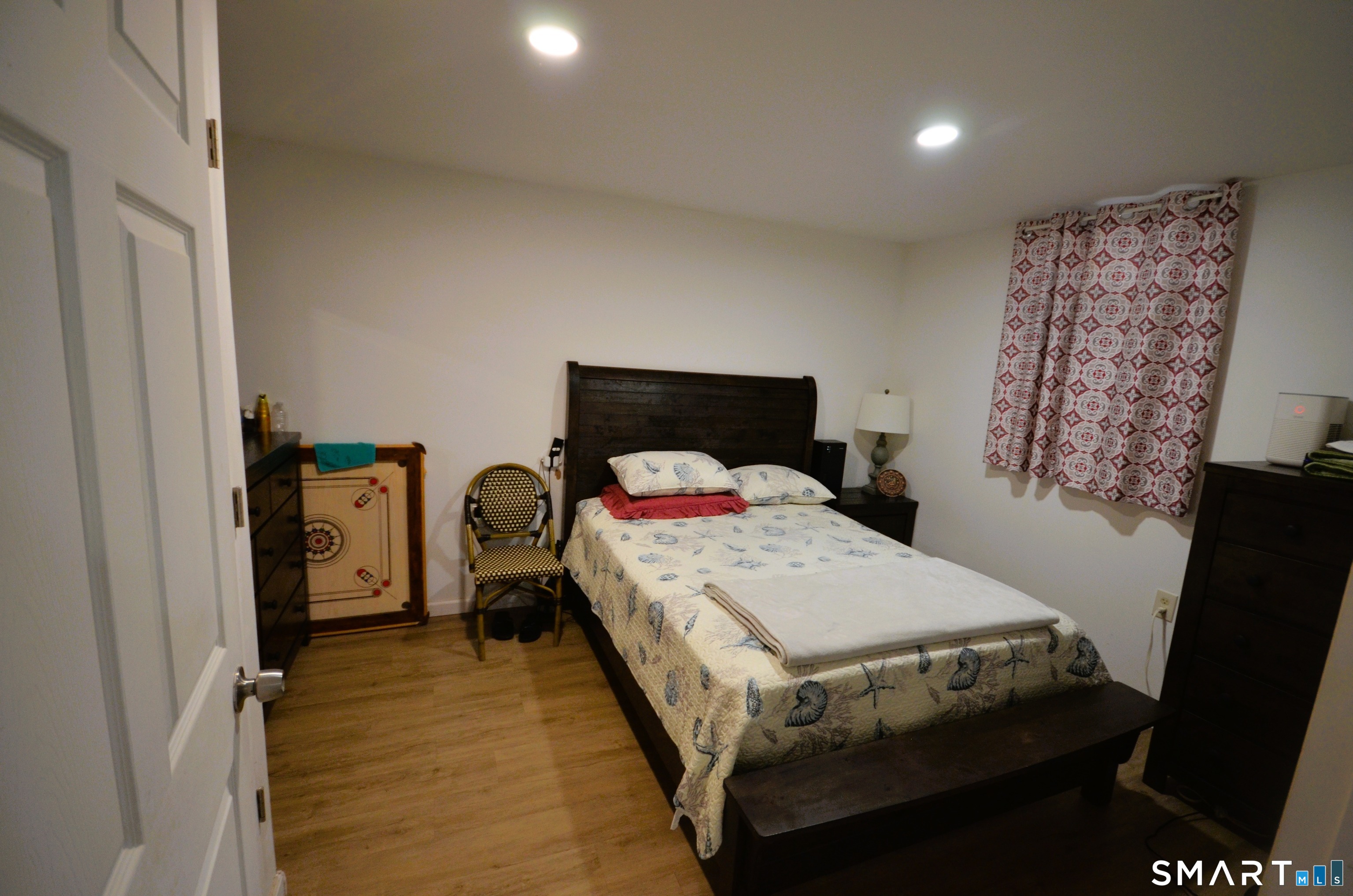 430 Berkeley Road Fairfield, CT 06825 - Photo 23 of 37