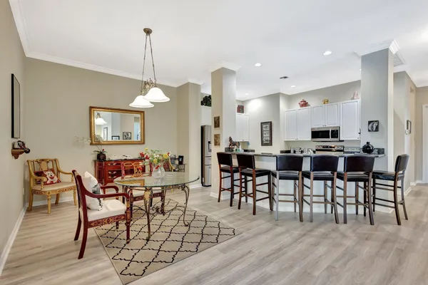 $3,500 | 2941 Twin Oaks Way, Wellington, FL 33414