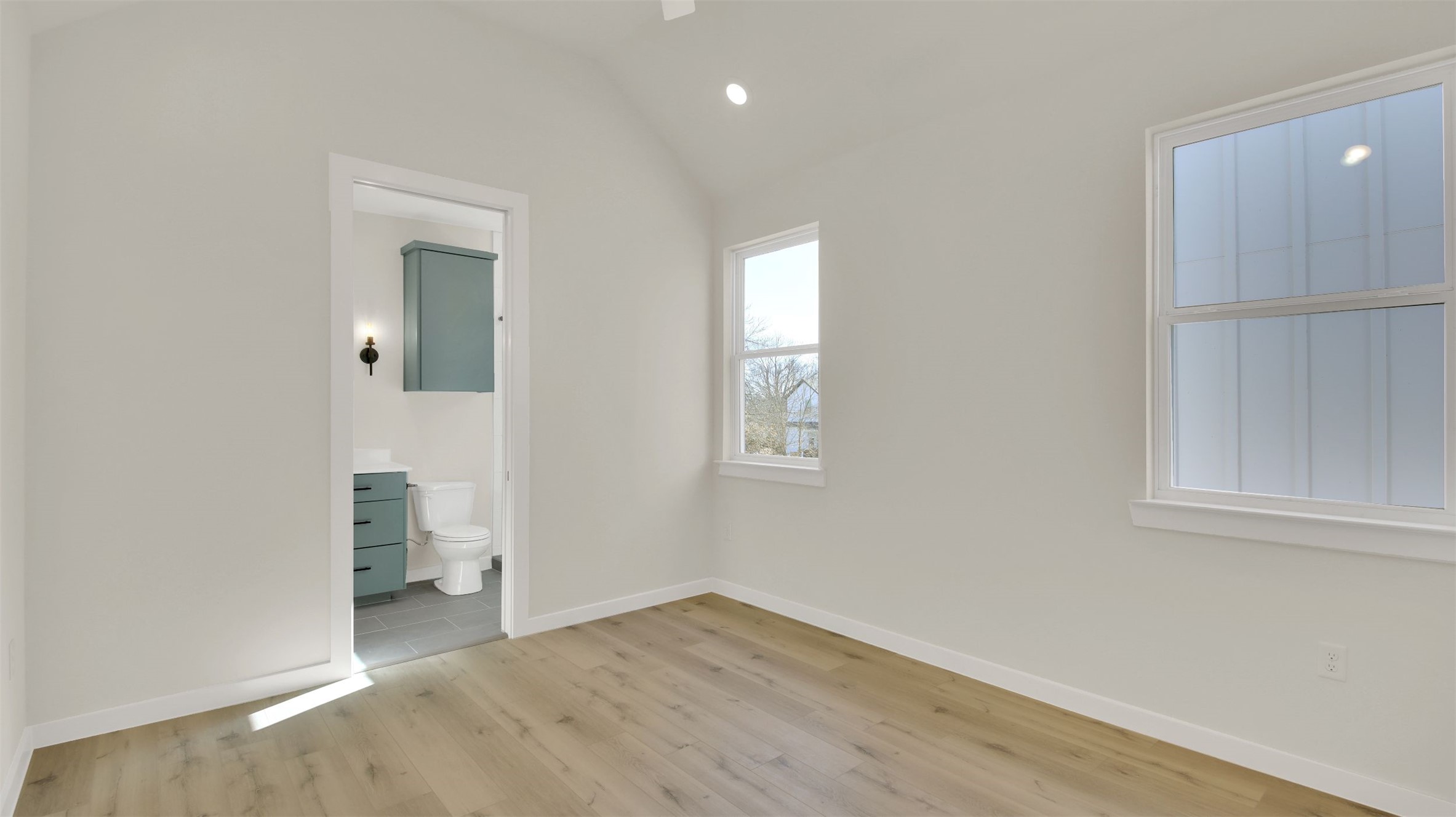 6802 Montana Street, Unit 3 Austin, TX 78741 - Photo 14 of 16