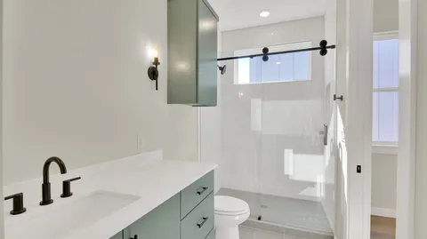 $2,300 | 6802 Montana Street, Unit 3, Austin, TX 78741