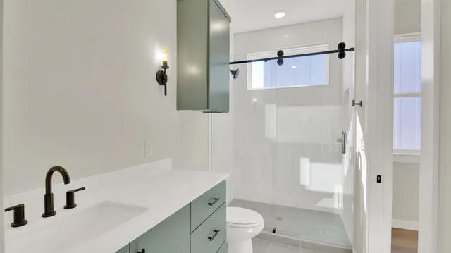 $2,300 | 6802 Montana Street, Unit 3, Austin, TX 78741