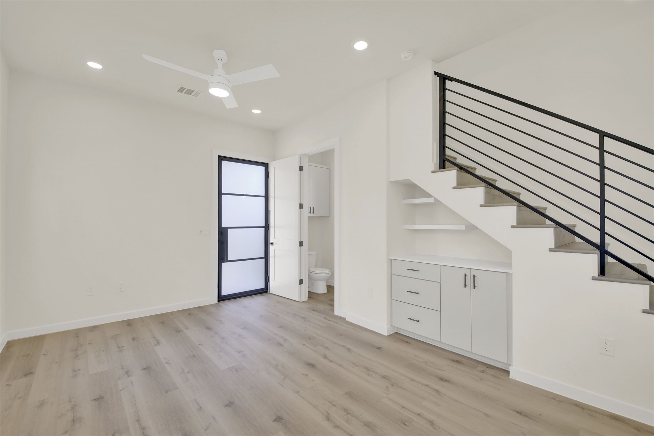 6802 Montana Street, Unit 3 Austin, TX 78741 - Photo 6 of 16