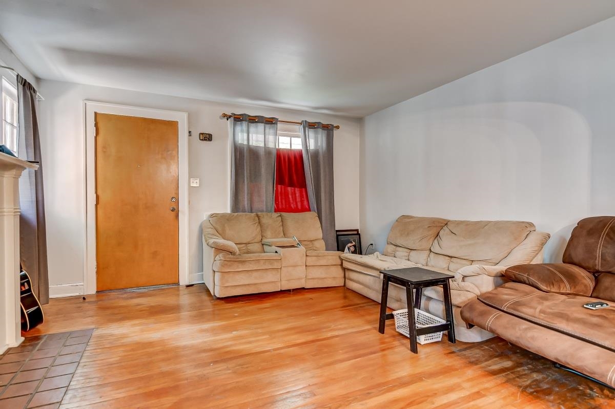 1915 South 5th Street Springfield, IL 62703 - Photo 4 of 19
