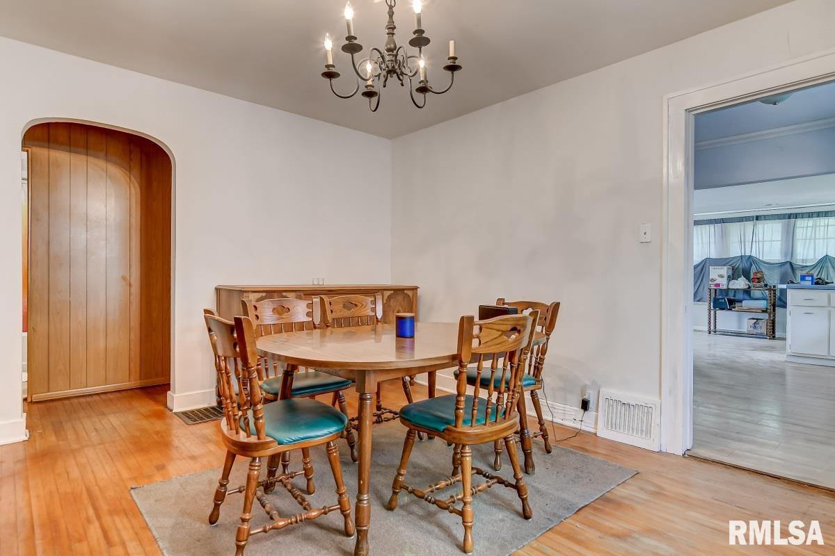 1915 South 5th Street Springfield, IL 62703 - Photo 6 of 19