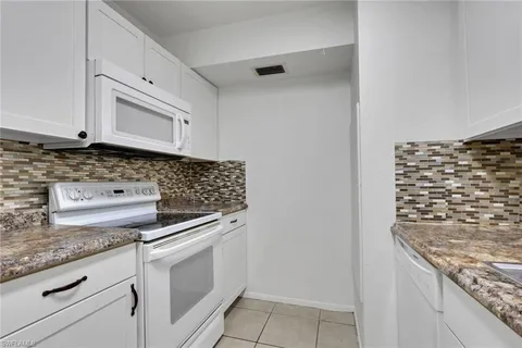 $99,000 | 2828 Jackson Street, Unit C4, Fort Myers, FL 33901
