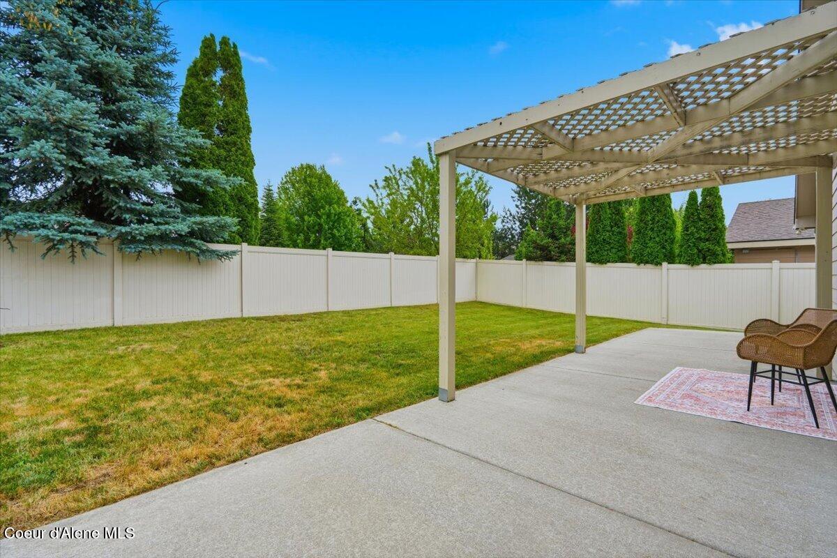 6208 Cornwall Street Coeur D'Alene, ID 83815 - Photo 30 of 33 30-Patio