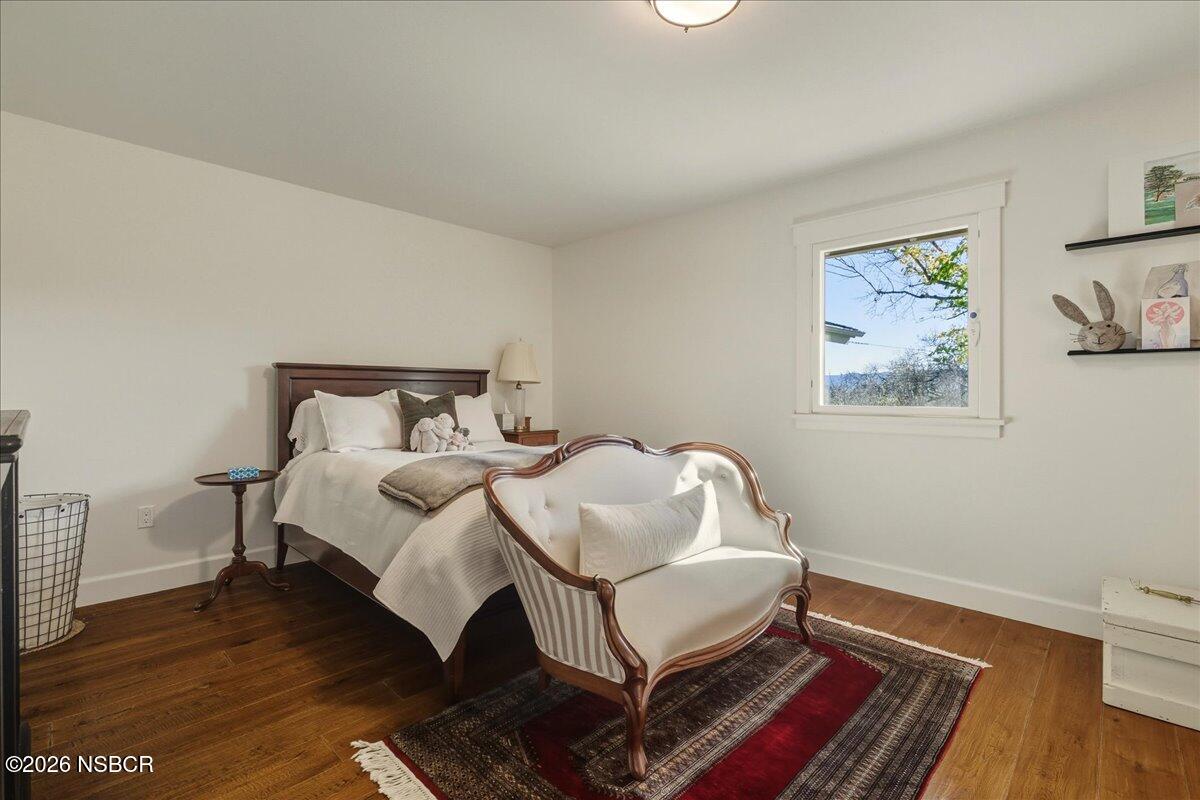 2279 Alamo Pintado Road Solvang, CA 93463 - Photo 27 of 62 Guest bedroom 1