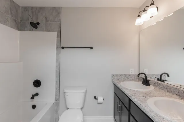 $1,800 | 245 Cary Memorial Drive, Pensacola, FL 32505