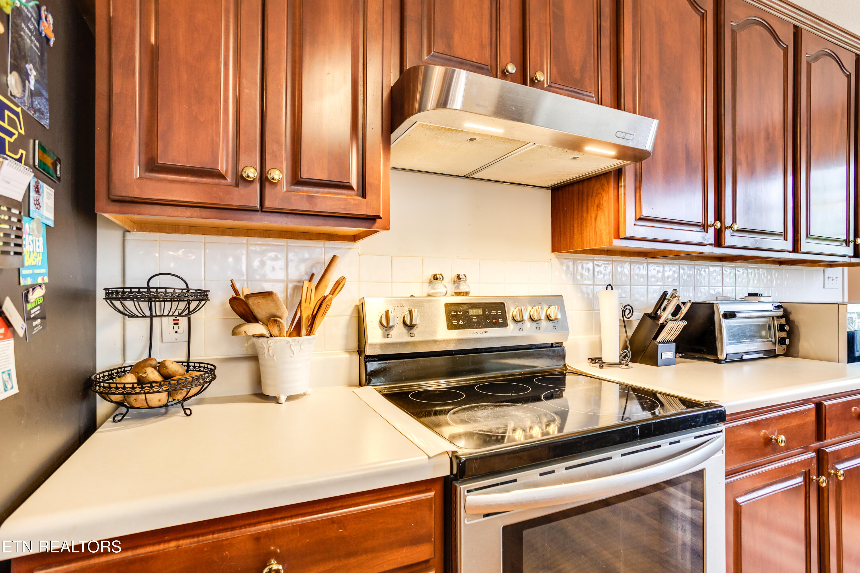 5648 Bridgehampton Drive Powell, TN 37849 - Photo 15 of 50 019260404-1-5648BridgehamtonDrPowellTn-S