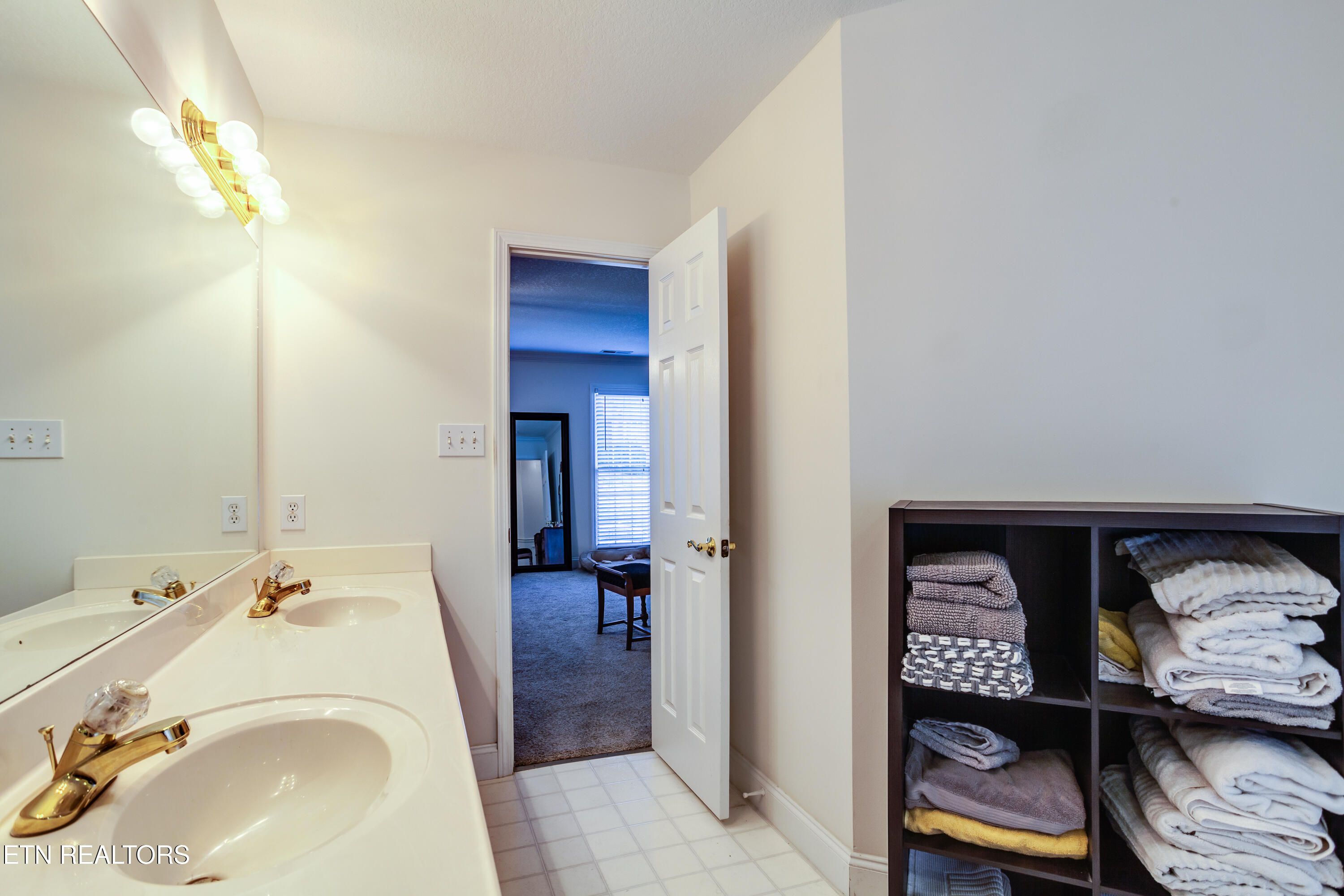 5648 Bridgehampton Drive Powell, TN 37849 - Photo 25 of 50 032260404-1-5648BridgehamtonDrPowellTn-S