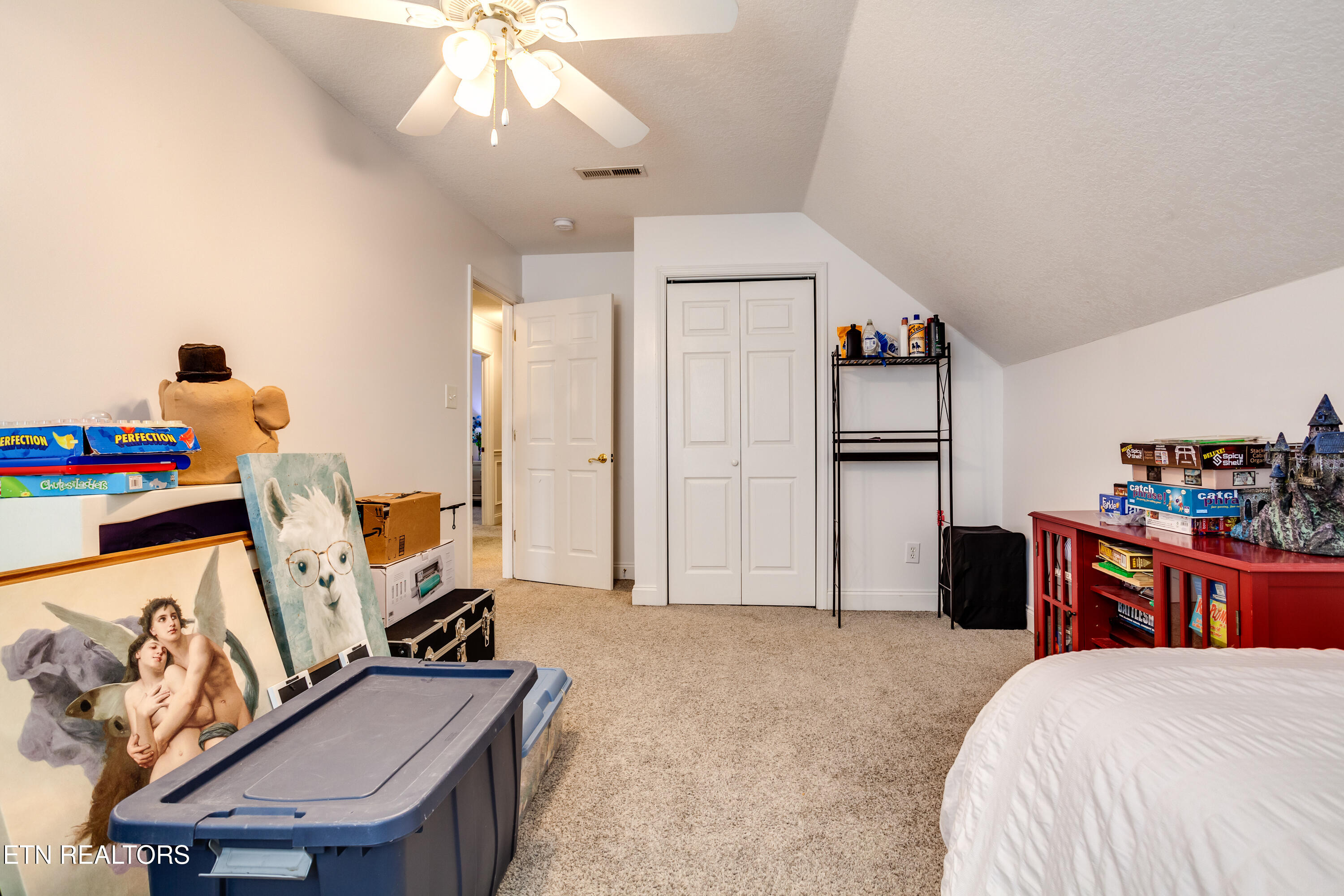 5648 Bridgehampton Drive Powell, TN 37849 - Photo 39 of 50 044260404-1-5648BridgehamtonDrPowellTn-S