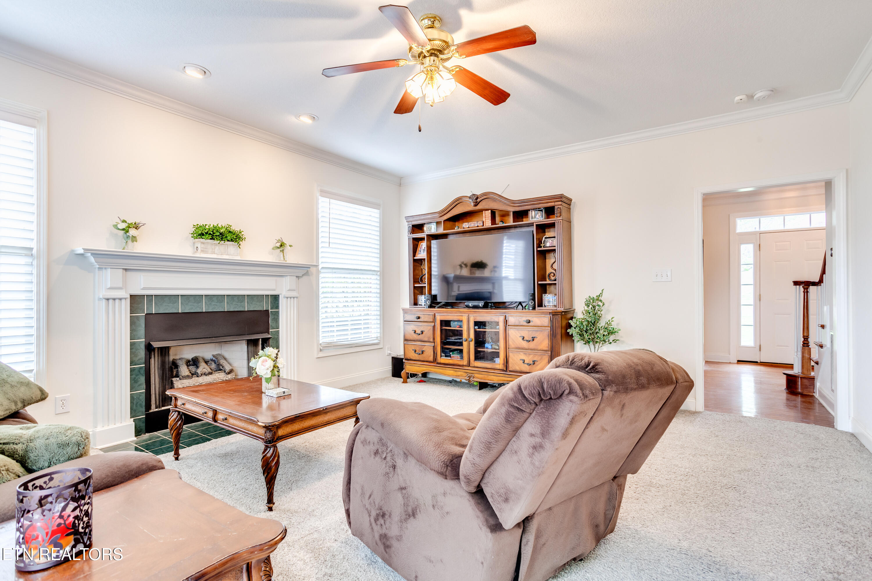 5648 Bridgehampton Drive Powell, TN 37849 - Photo 9 of 50 012260404-1-5648BridgehamtonDrPowellTn-S