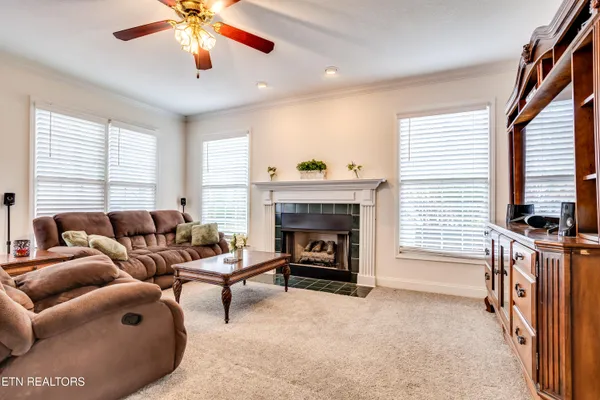 $650,000 | 5648 Bridgehampton Drive, Powell, TN 37849