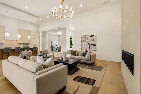 $1,849,000 | 1360 Pars Oak Lane, Carmichael, CA 95608
