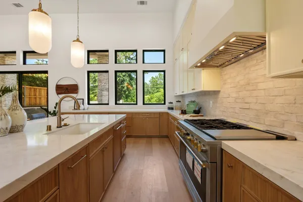 $1,849,000 | 1360 Pars Oak Lane, Carmichael, CA 95608
