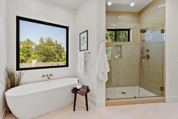 $1,849,000 | 1360 Pars Oak Lane, Carmichael, CA 95608