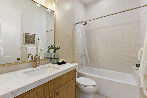 $1,849,000 | 1360 Pars Oak Lane, Carmichael, CA 95608