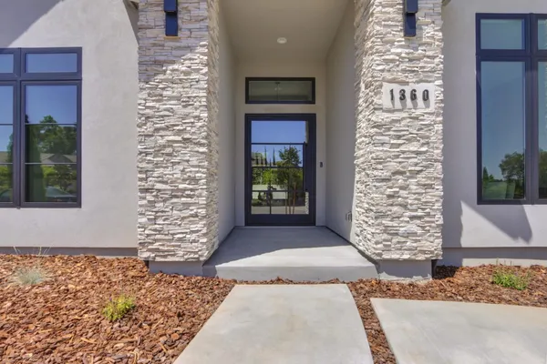 $1,849,000 | 1360 Pars Oak Lane, Carmichael, CA 95608