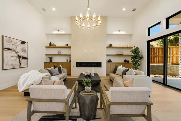 $1,849,000 | 1360 Pars Oak Lane, Carmichael, CA 95608