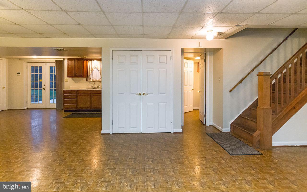 3905 Church Road Manchester, MD 21102 - Photo 19 of 30 LL kitchenette