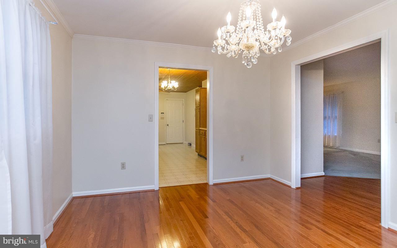 3905 Church Road Manchester, MD 21102 - Photo 3 of 30 Pristine hardwood flooring