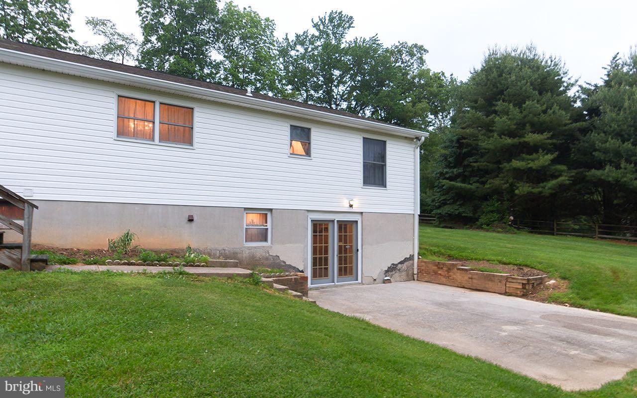 3905 Church Road Manchester, MD 21102 - Photo 25 of 30 LL walk out to patio