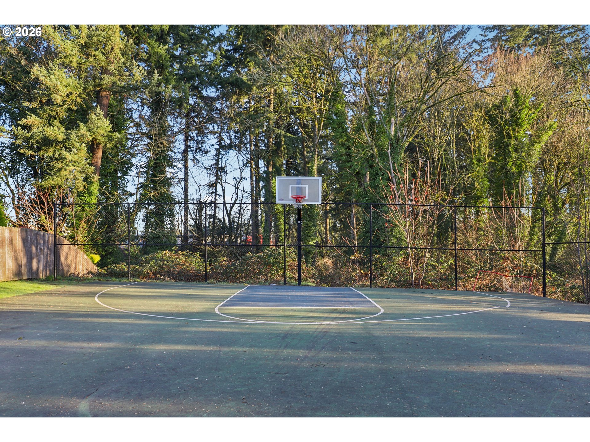 7346 South 13th Street Ridgefield, WA 98642 - Photo 36 of 38 a sign that is on the side of the road