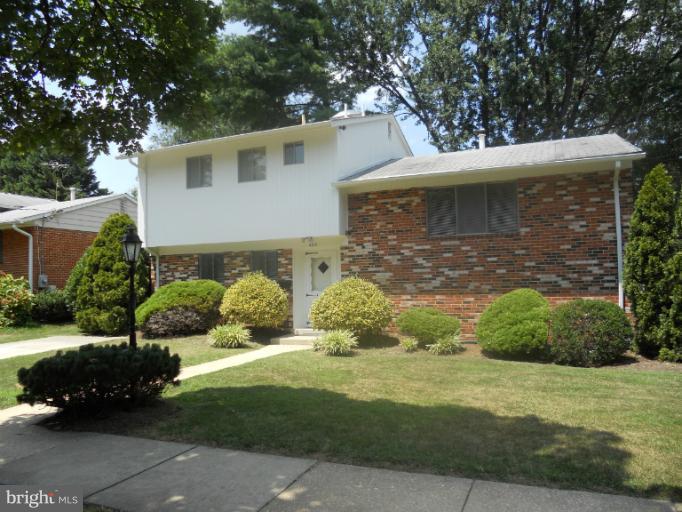 405 Hannes Street Silver Spring, MD 20901 - Photo 1 of 29 Exterior (Front)