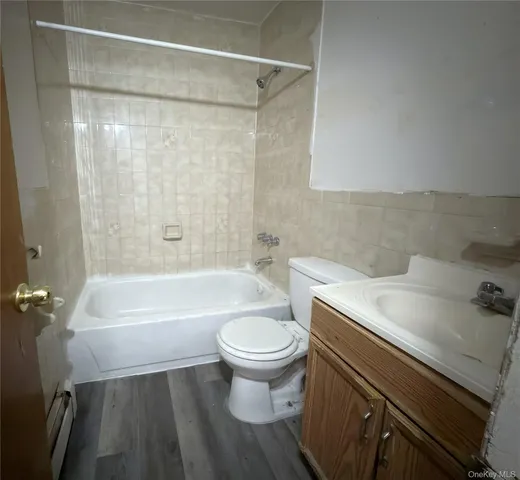 $499,999 | 172-77A Highland Avenue, Unit 3J | Jamaica Estates