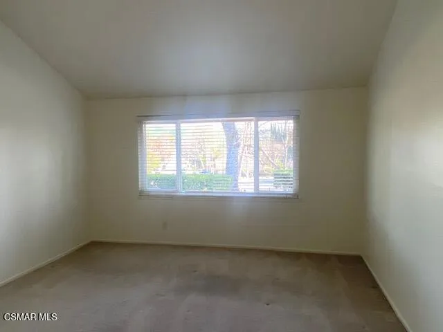 $3,500 | 132 Rosehedge Lane, Oak Park, CA 91377