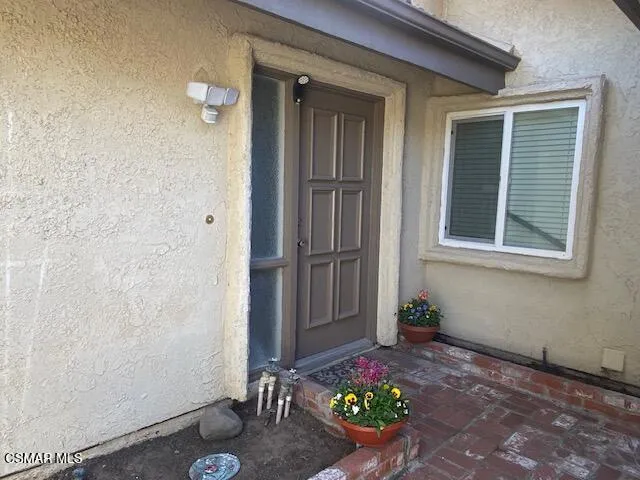 $3,500 | 132 Rosehedge Lane, Oak Park, CA 91377