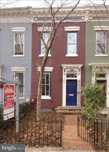 334 8th Street Northeast Washington, DC 20002 - Photo 1 of 23 Exterior (Main)