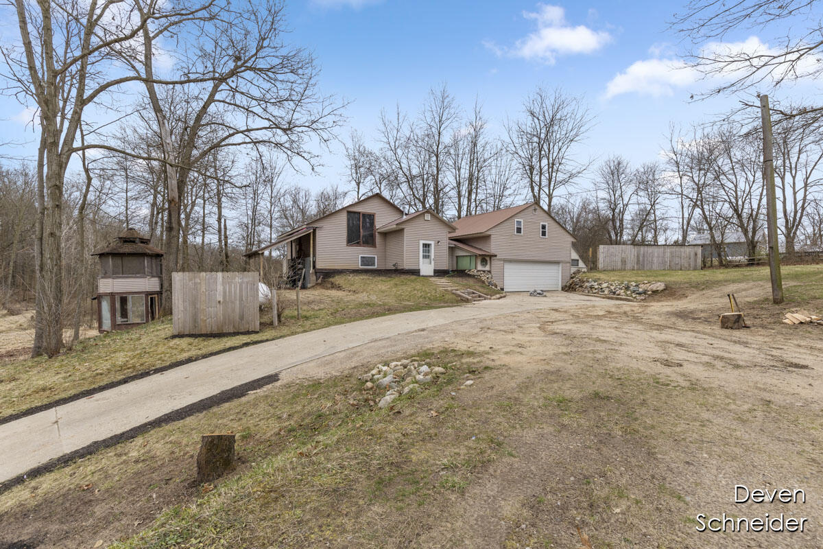 2885 Ryan Road Hastings, MI 49058 - Photo 3 of 54 IMG_1001