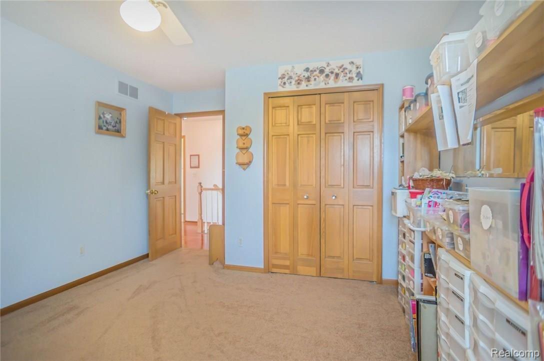 1692 Clover Ridge Drive Howell, MI 48843 - Photo 16 of 29 17.jpg