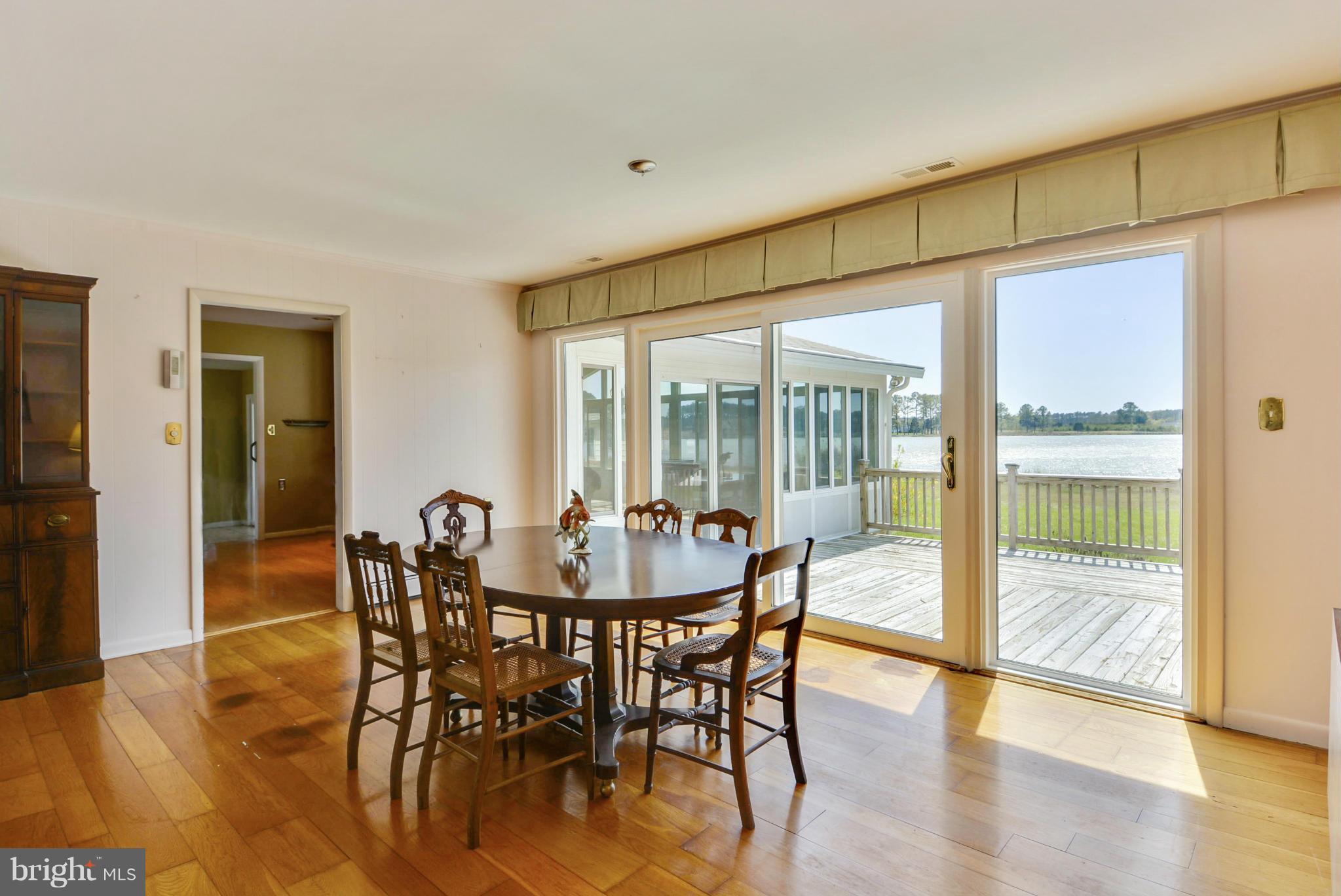 1006 Wagner Point Road Cambridge, MD 21613 - Photo 13 of 30 Dining Room