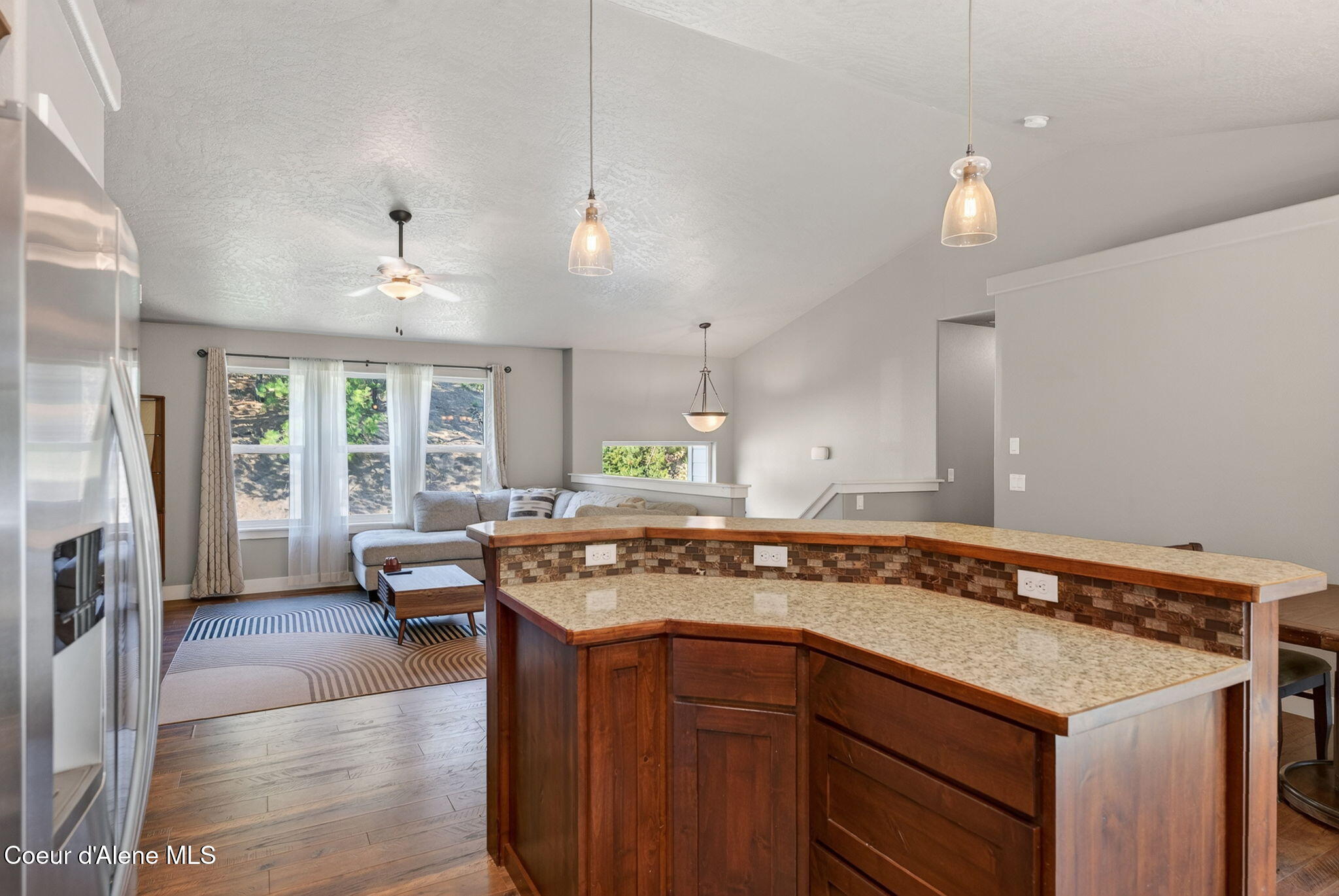205 Old Farm Road Pinehurst, ID 83850 - Photo 13 of 91 Kitchen Island