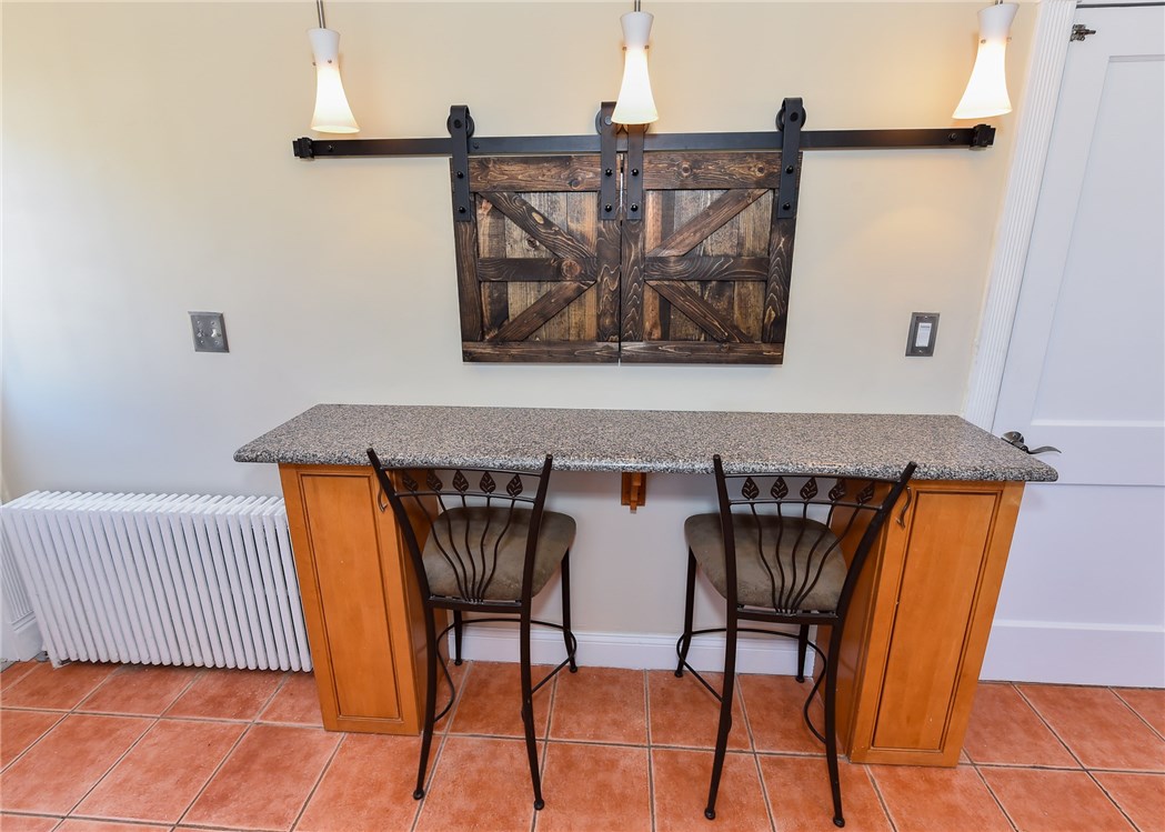 780 Main Road Tiverton, RI 02878 - Photo 11 of 35