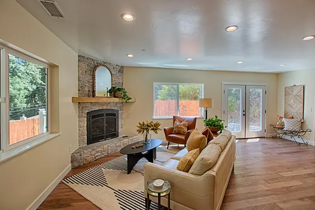 $1,195,000 | 341 Lake Drive, Boulder Creek, CA 95006