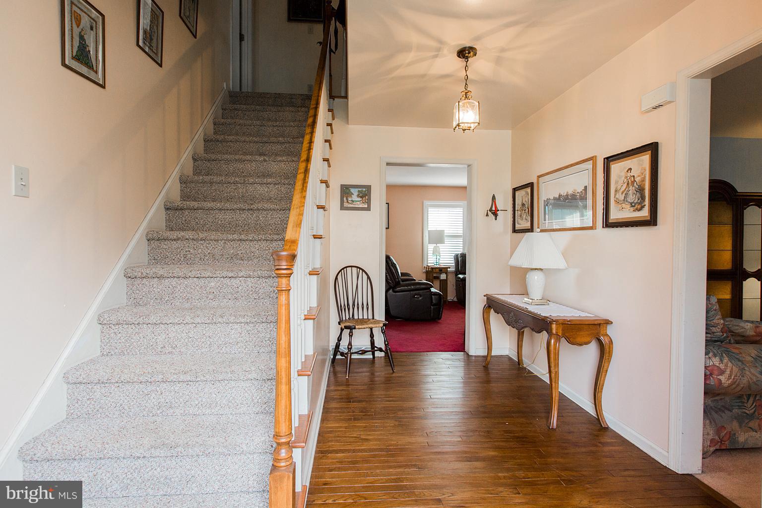 121 Chelsea Loop Lancaster, PA 17602 - Photo 3 of 50 Gallery Image 3