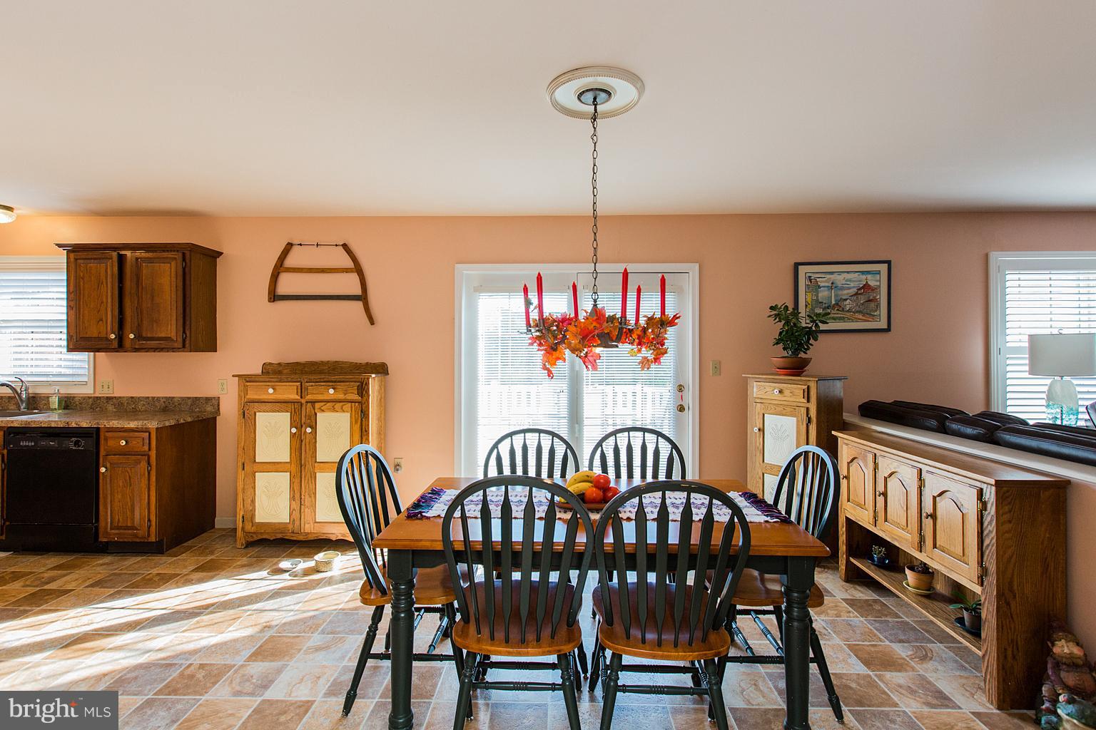121 Chelsea Loop Lancaster, PA 17602 - Photo 8 of 50 Gallery Image 8